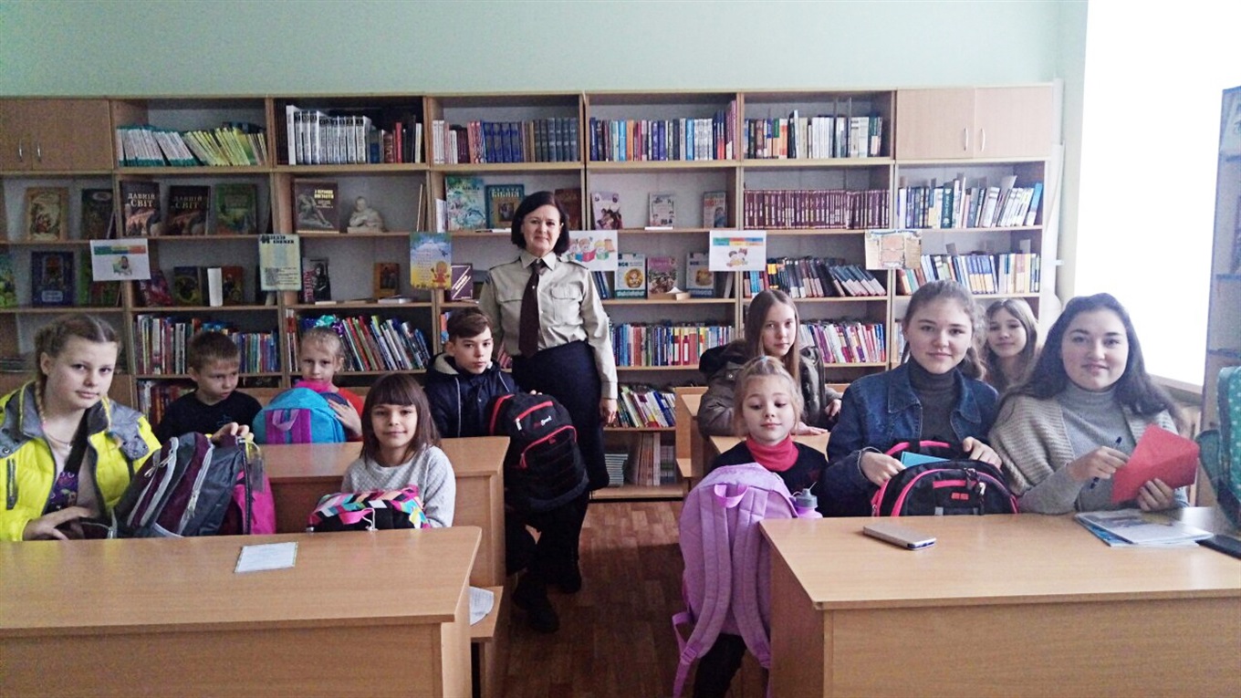 Подарунки від молоді Діаспори дітям українських бійців Кагарличчини