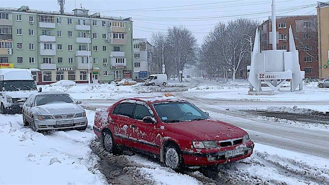 Измаил накрыла непогода: треть города без света (видео)