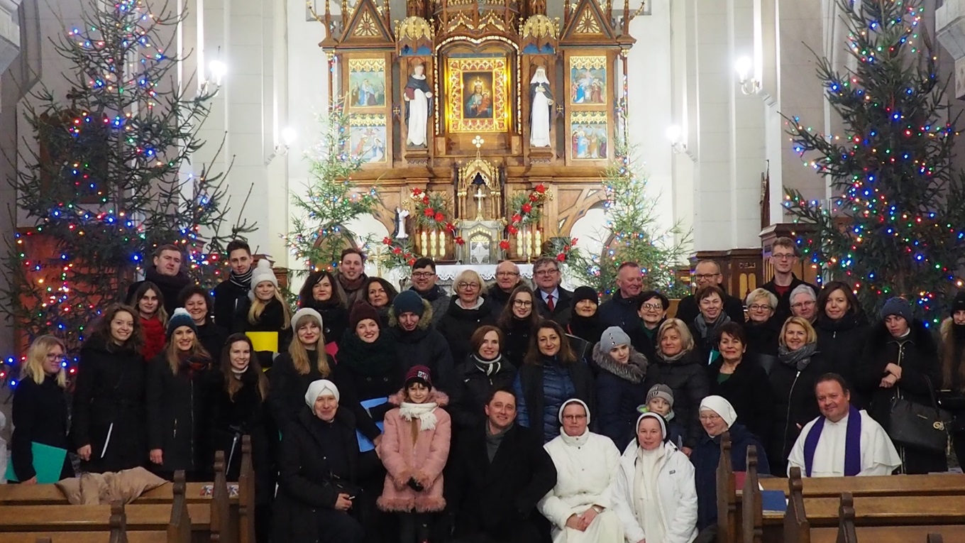 Перший виступ хору Bel Coro з польського міста Вжесьні в чортківському костелі. Будуть і наступні