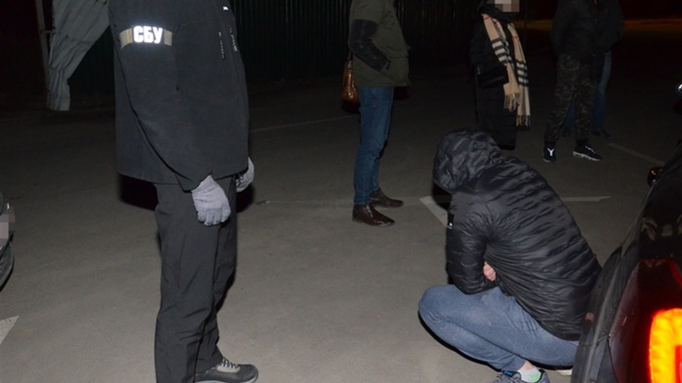 СБУ у Калуші ліквідувала лабораторію, вилучила  наркоречовин на десятки мільйонів гривень та зброю