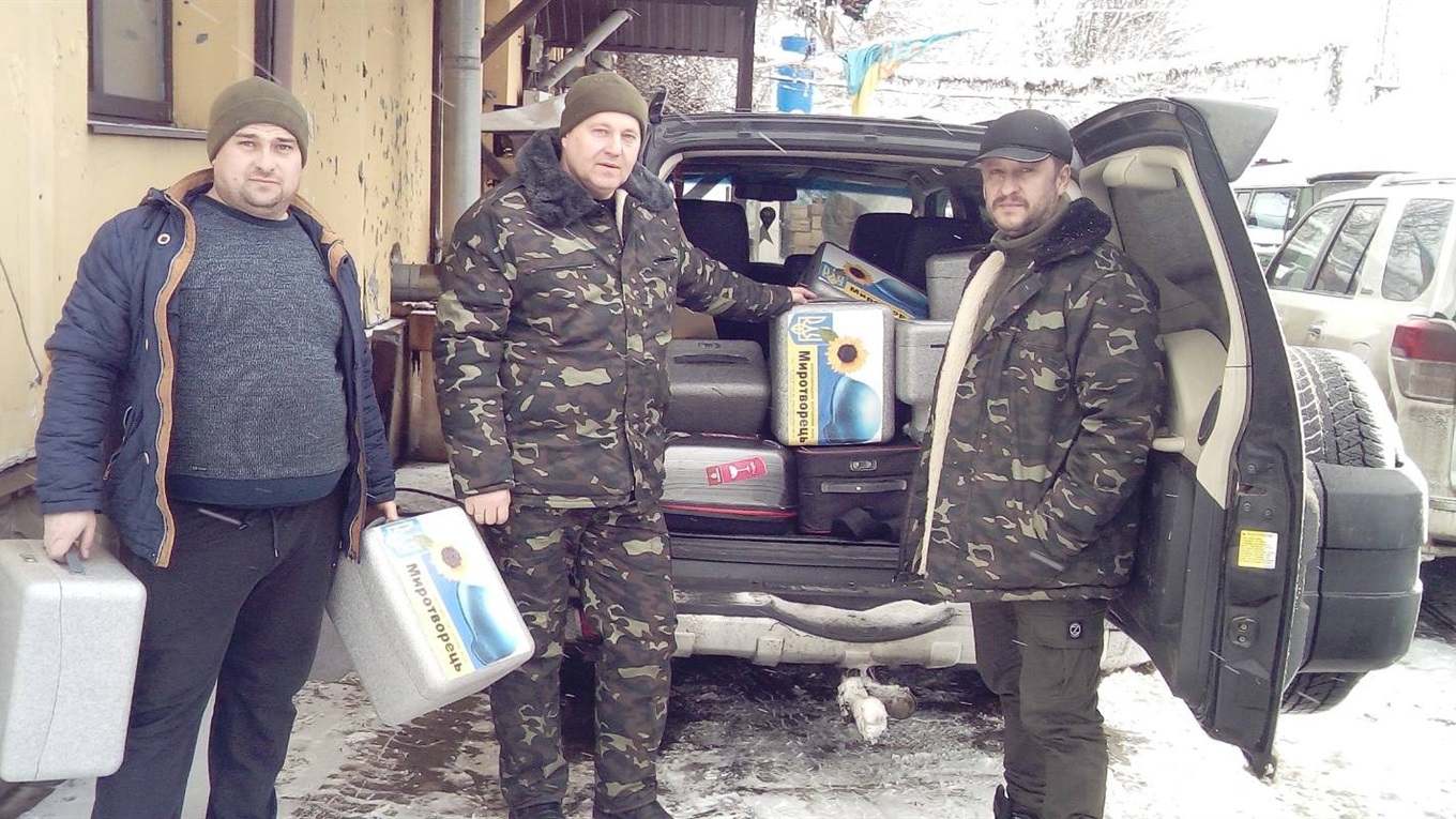 Атомщики вручили военным 16 квадрокоптеров, двигатель и коробку передач к ГАЗ-66