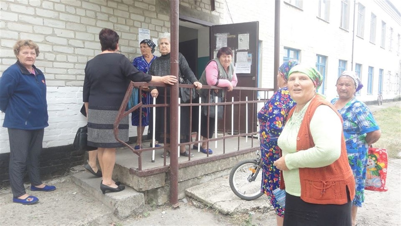 Селяни вимагають відновити роботу пошти в Тарасівці на Луганщині