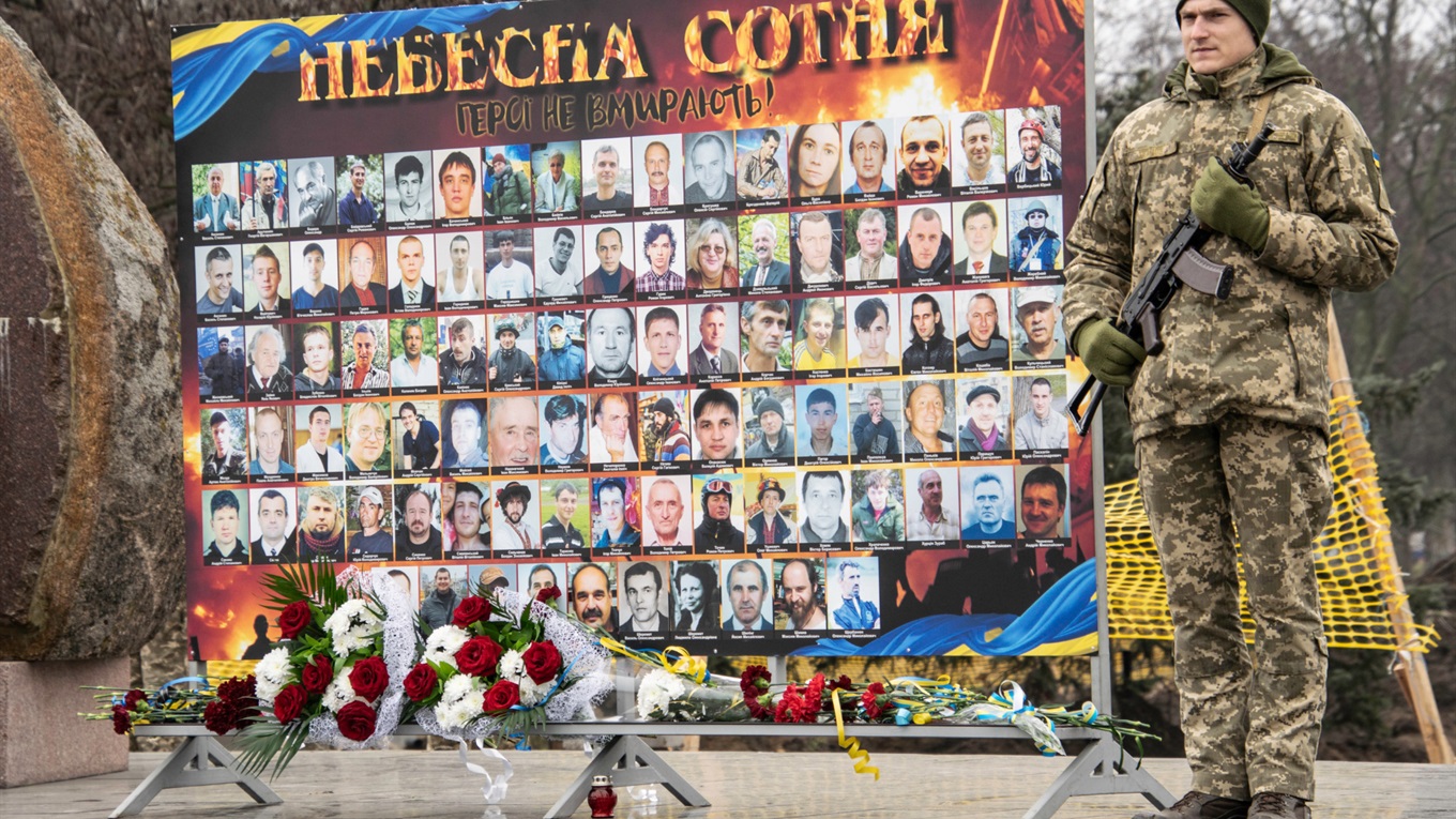 Фото дня: в Нікополі відзначили День Героїв Небесної Сотні