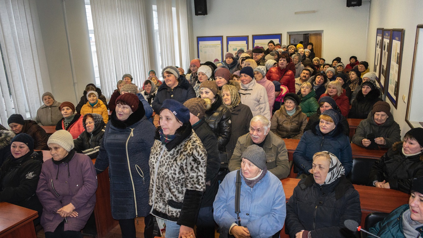 Жмеринчани бойкотують заборону торгівлі на залізничному пероні