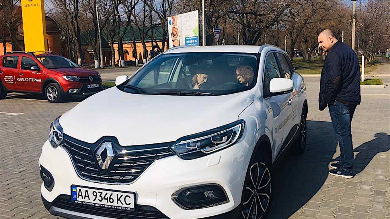 Красочно, весело, интересно: автоцентр RENAULT в Измаиле провёл День открытых дверей (видео)