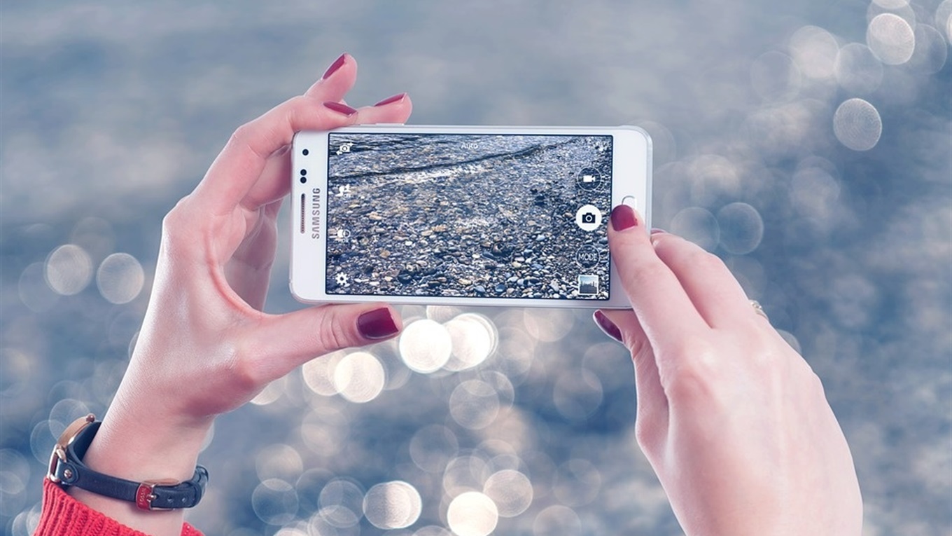 Що фотографують шосткинці та чому? Історія 5 останніх світлин у смартфонах