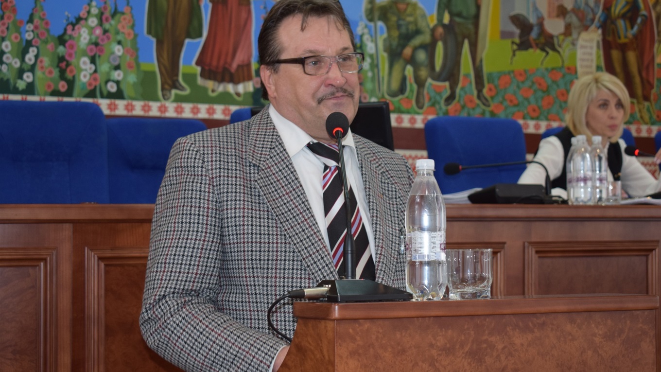 "Живу від сесії до сесії": звіт заступника міського голови Легенчука