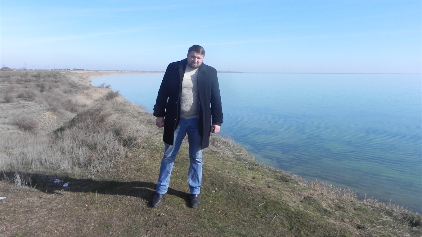 Председатель Червонского сельсовета ищет тех, кто мусорит, по выброшенным чекам