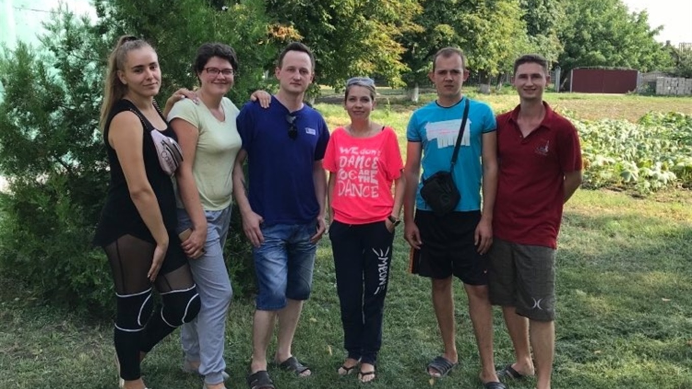 Чому активна молодь у Вільному Волноваського району виступає за звільнення сільського голови