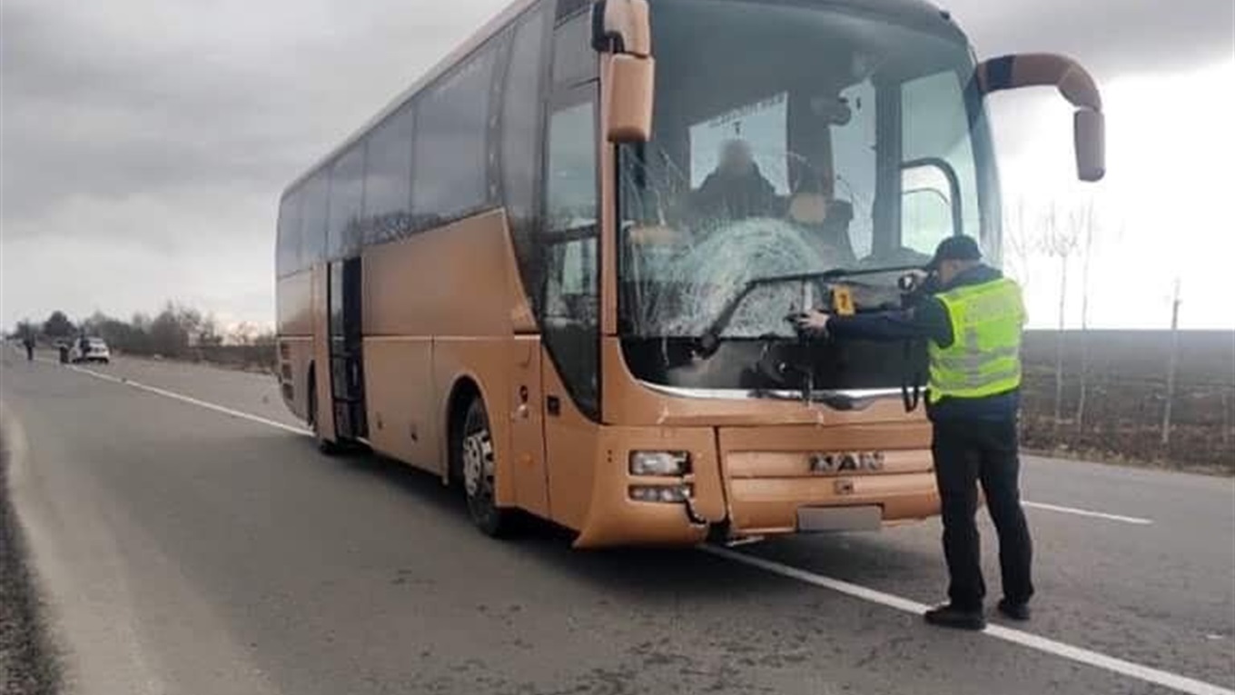 Калушанин, водій автобуса "МАN", збив у Долині пішохода