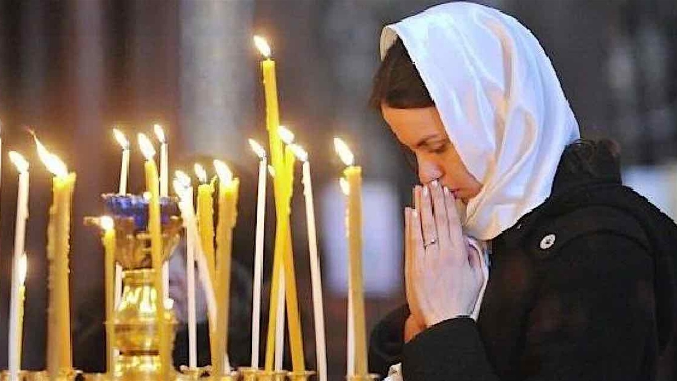 Молитвы о врачах, санобработка икон и перенос крестного хода: борьба церквей Измаила с коронавирусом