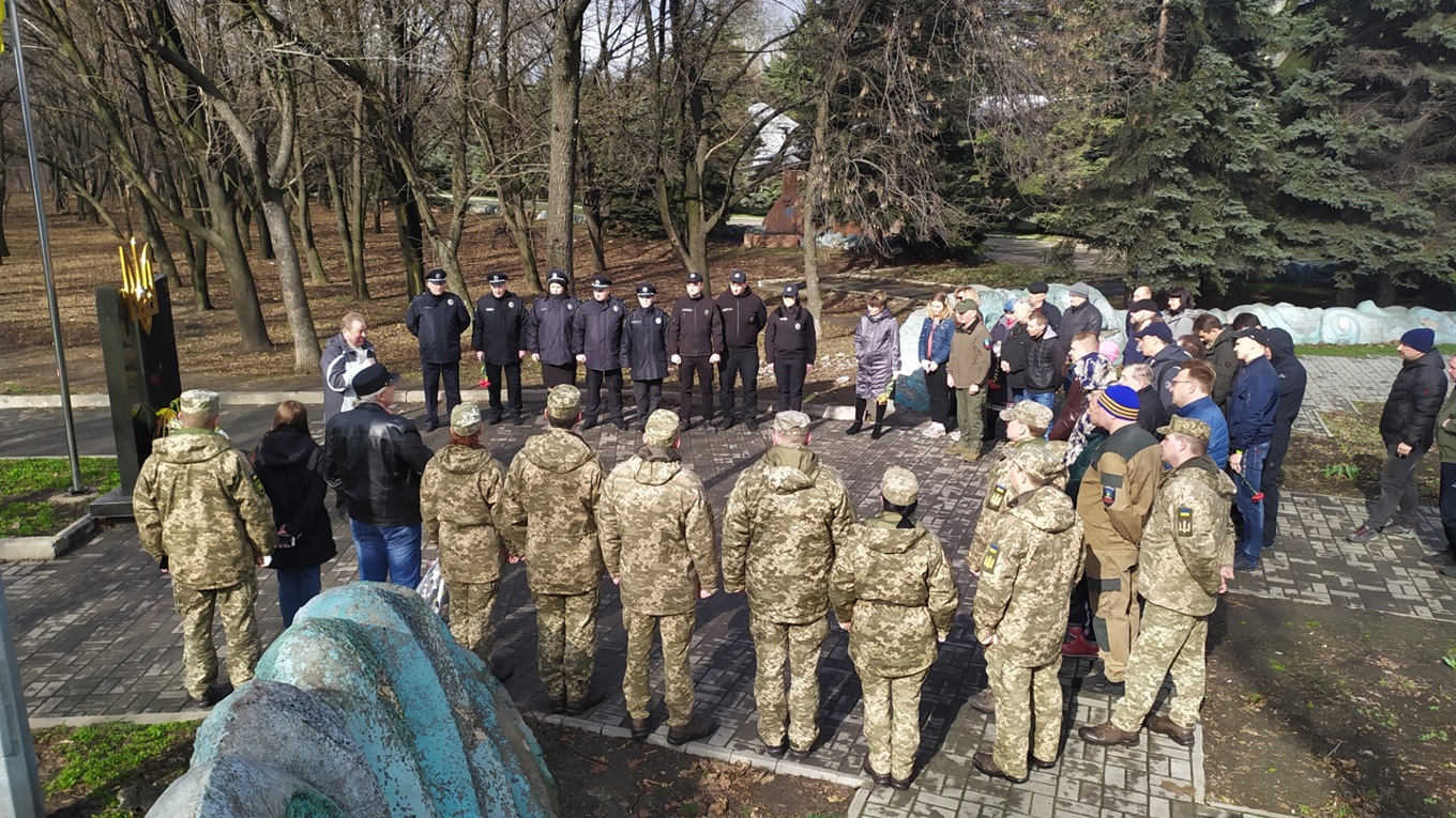 В Добропіллі відзначили День українського добровольця