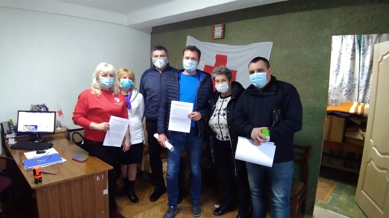 Добропільські активісти підписали Меморандум з Червоним Хрестом щодо протидії СOVID-19 