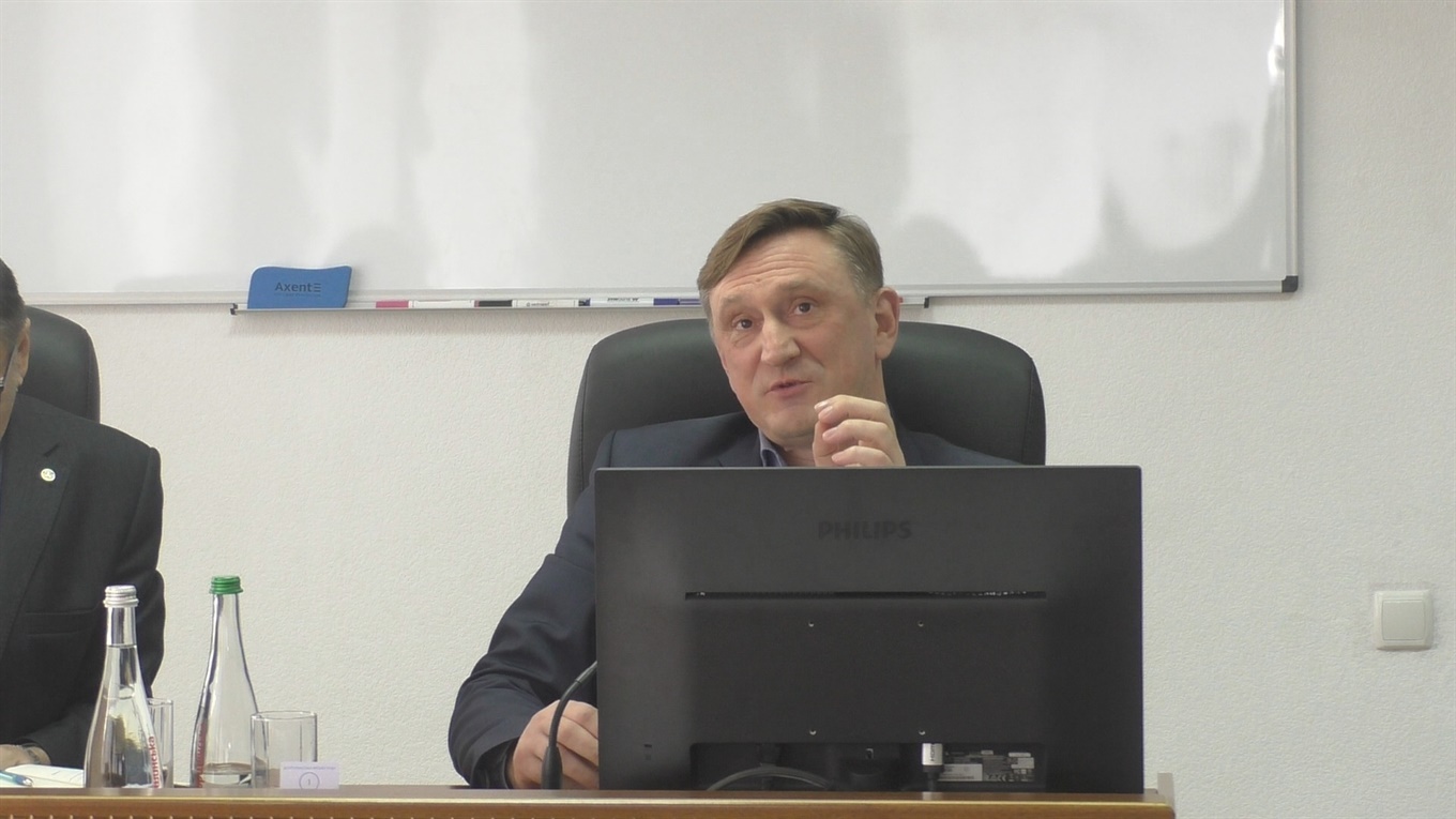У Добропіллі розпочалися слухання по  справі мера Андрія Аксьонова