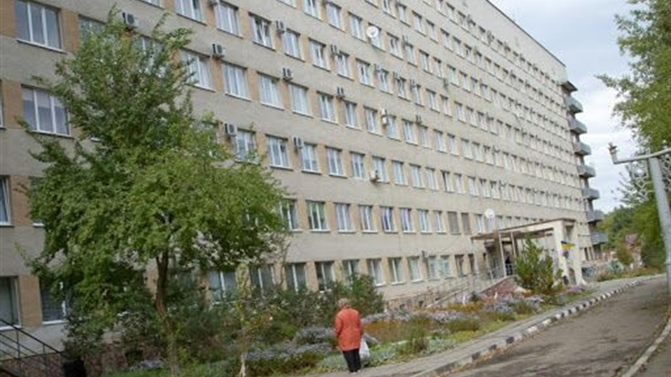 Медики Калуша, які лікують пацієнтів з COVID-19, з міського бюджету отримали надбавки 1,7 млн грн 