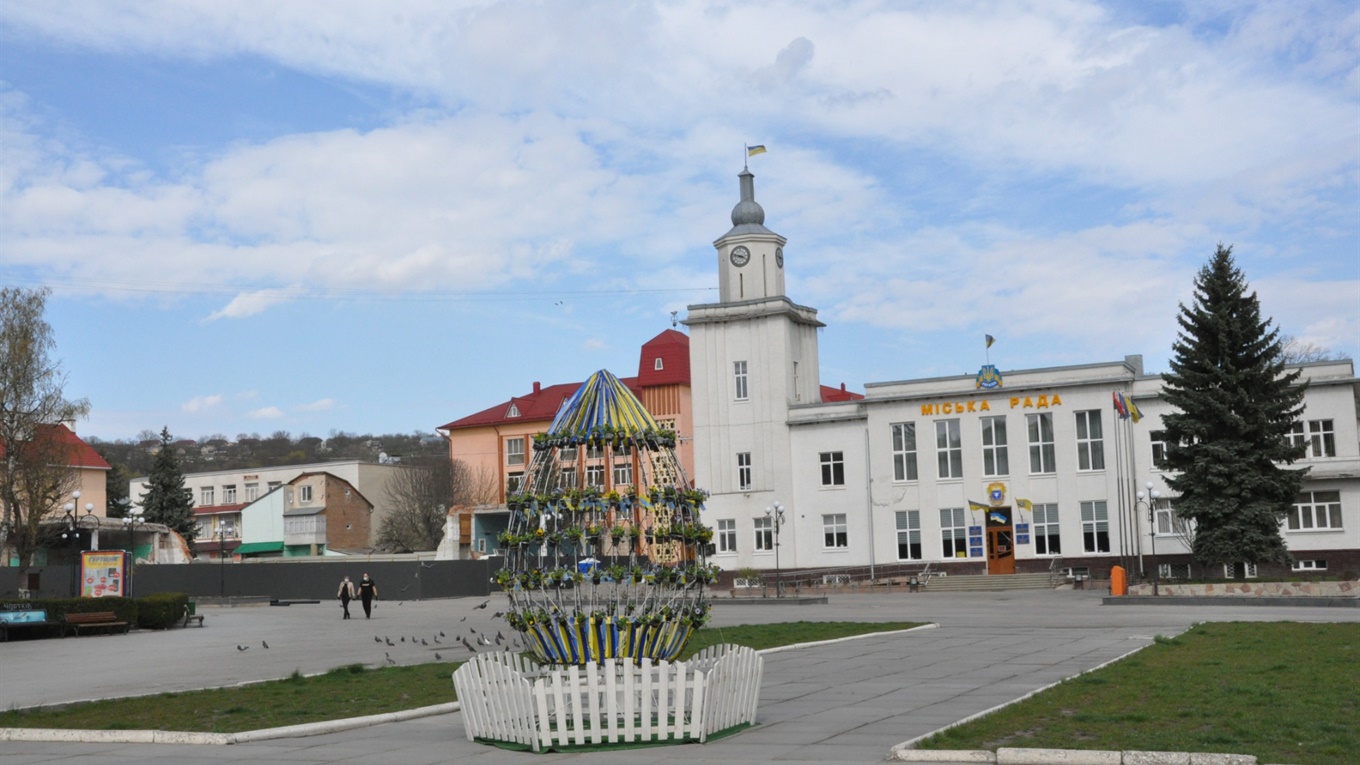 Через карантин передвеликодня атмосфера у Чорткові майже не відчувається