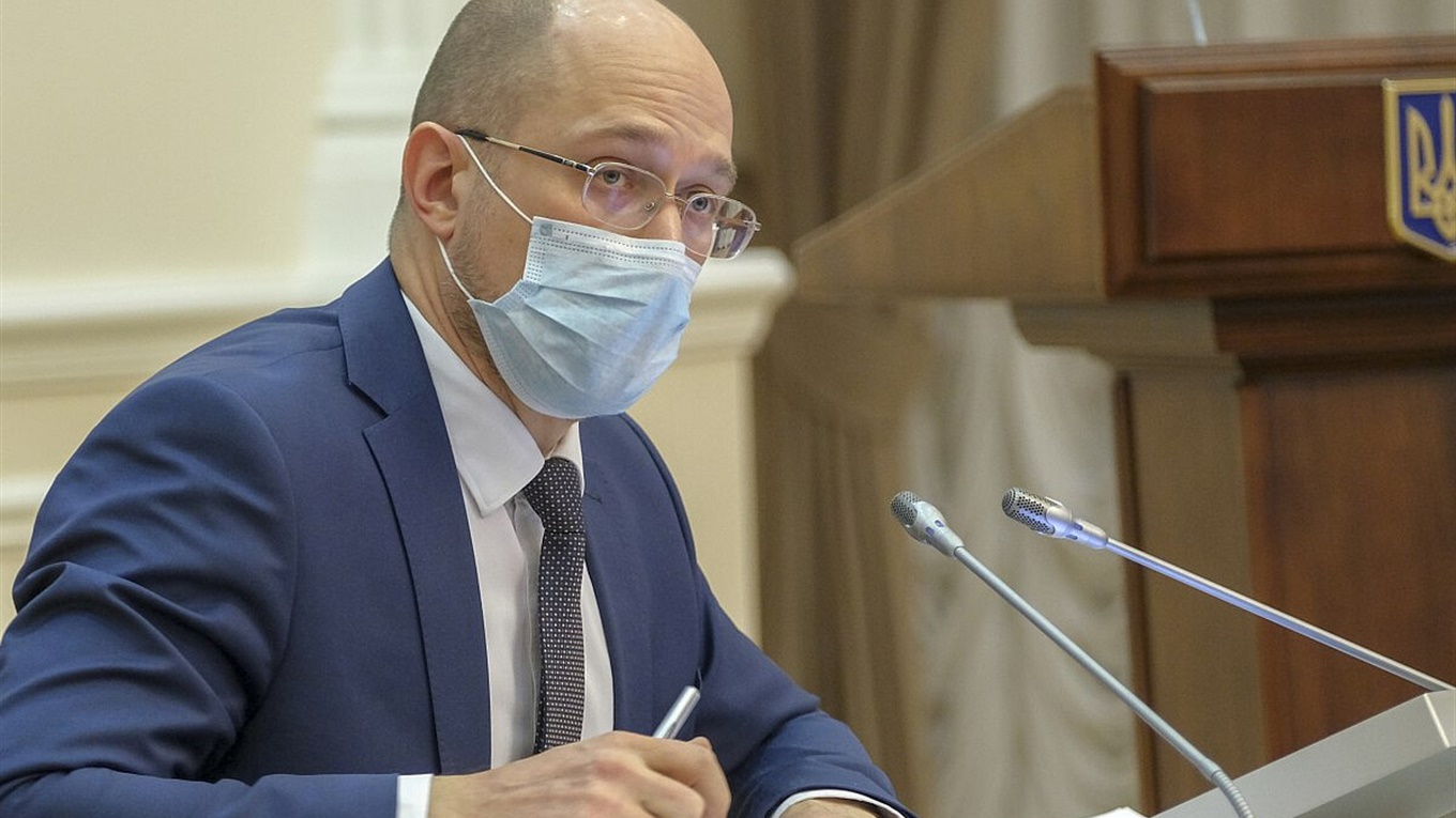 Общественный транспорт могут запустить раньше июня