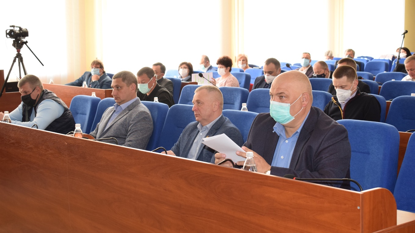 Шлюб за розрахунком: кому віддати "Шляхрембуд"?