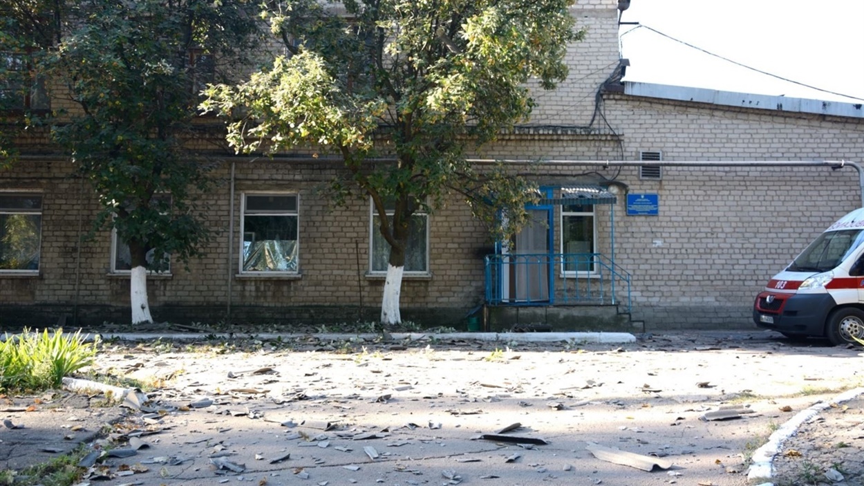 Фото из архива подстанции Марьинского района, пункт базирования в Красногоровке, 2014 год