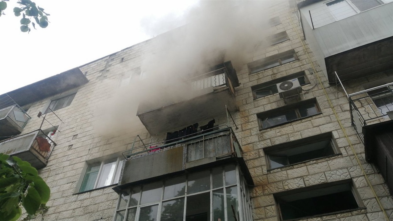 При пожаре в Измаиле погибла женщина (обновлено)