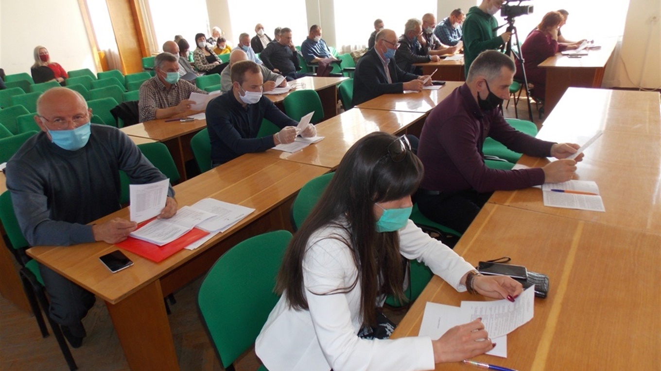 Райрада перерозподілила кошти бюджету, щоб спрямувати їх медицині
