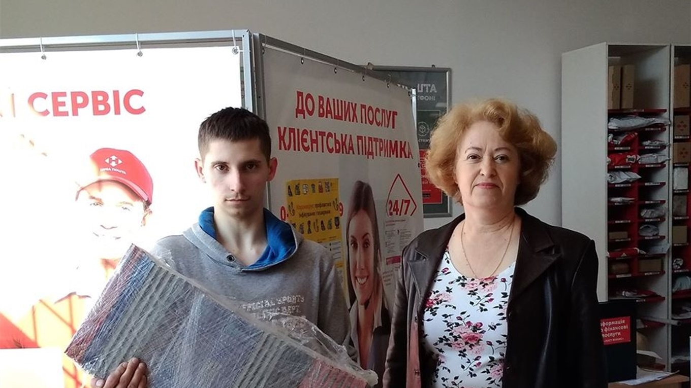Для сільських діток на Калущину прибули інтерактивні книжки