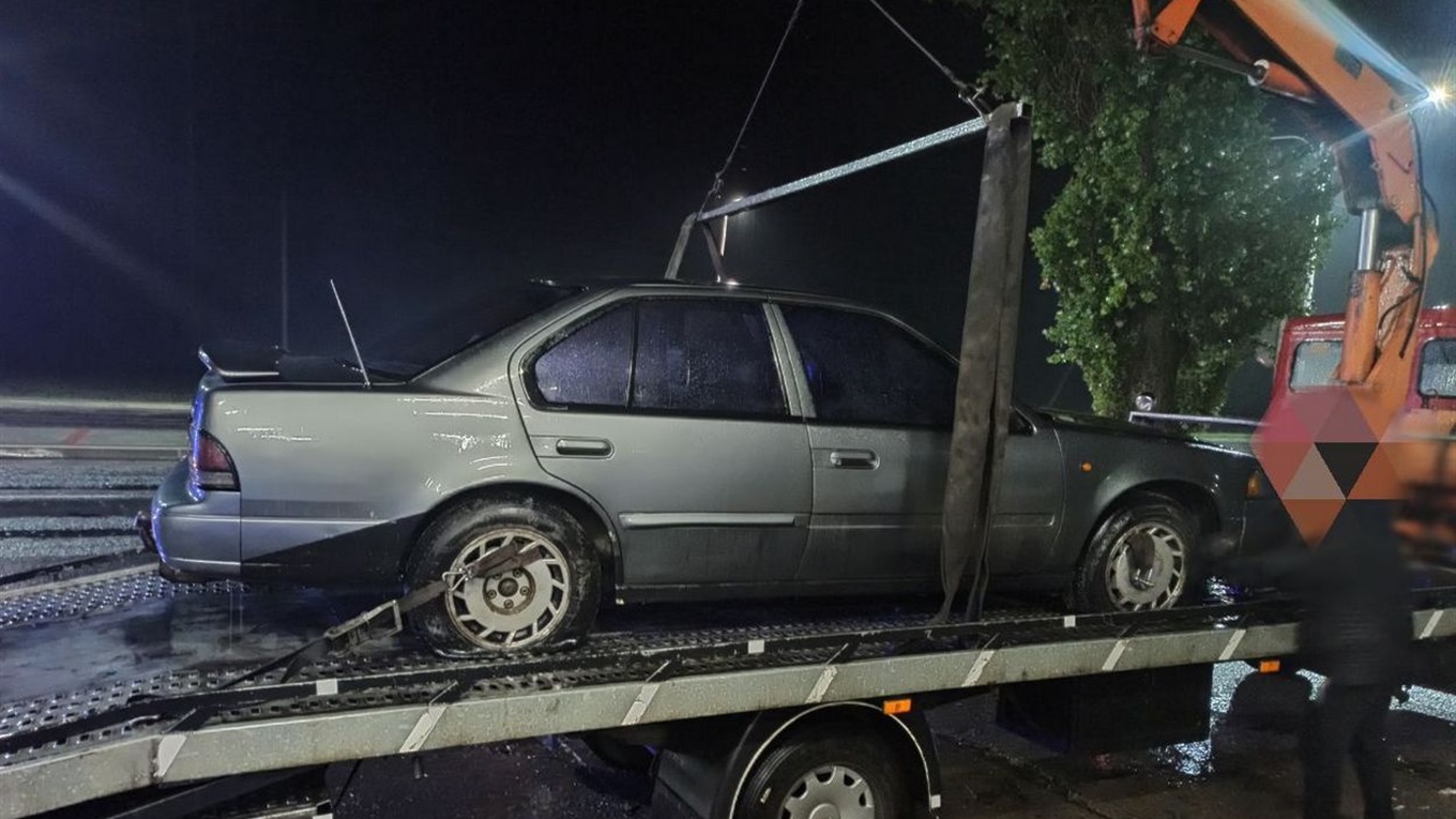 В Измаиле пьяный водитель Nissan Maxima снес бензоколонку