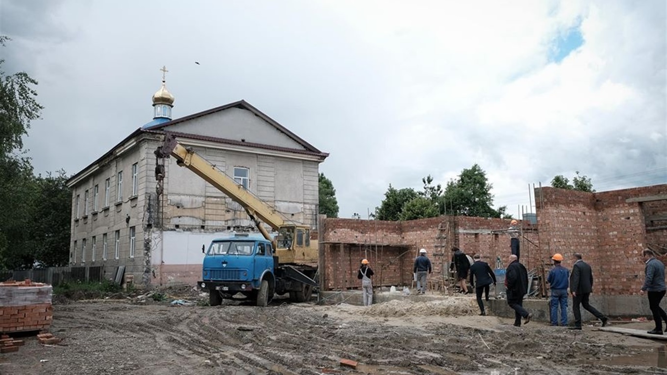 У Лужанах будують нову сучасну амбулаторію сімейної медицини вартістю 8,6 мільйона гривень