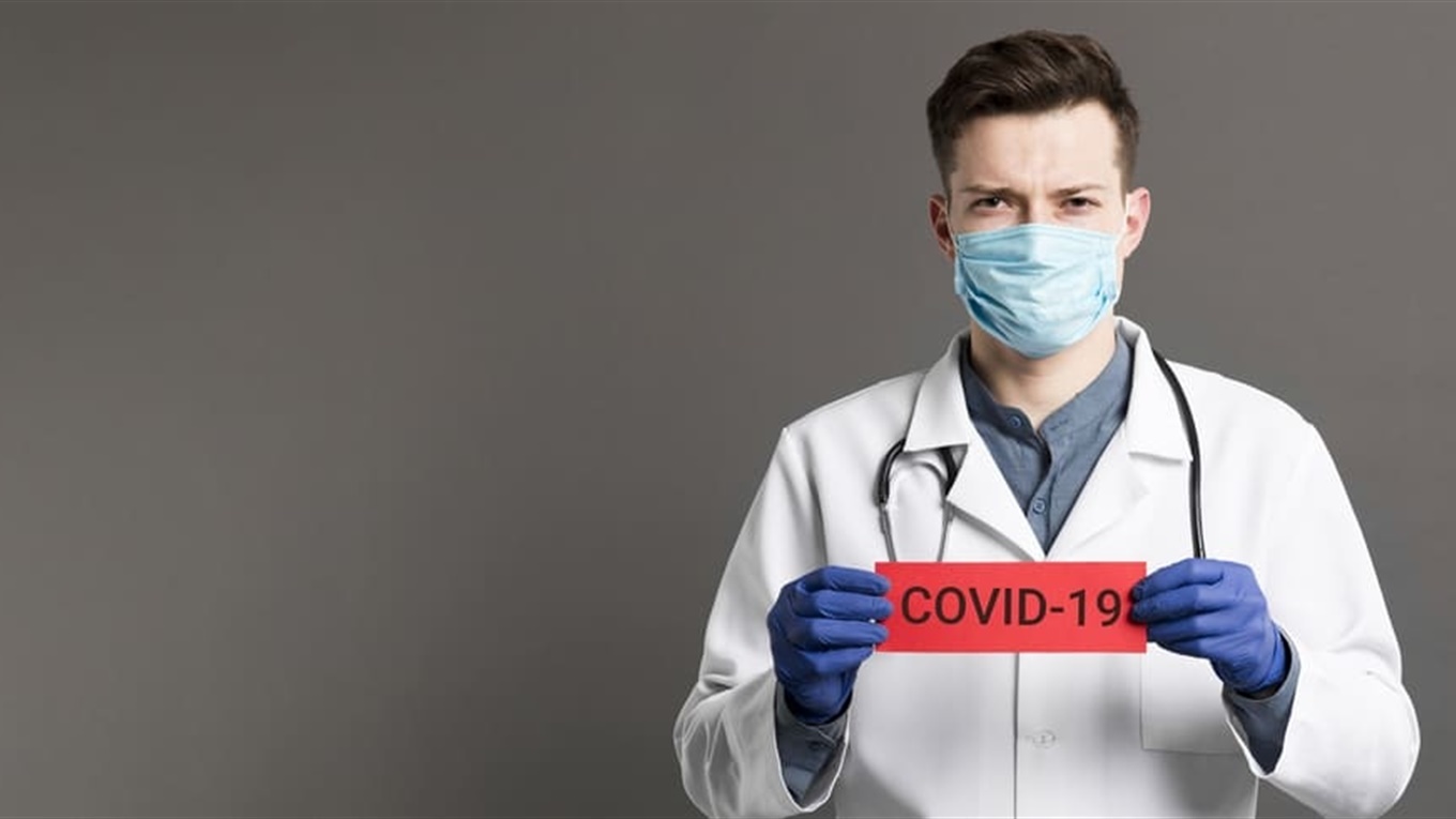 У медичних працівників зі Старокостянтинова підтвердили COVID-19