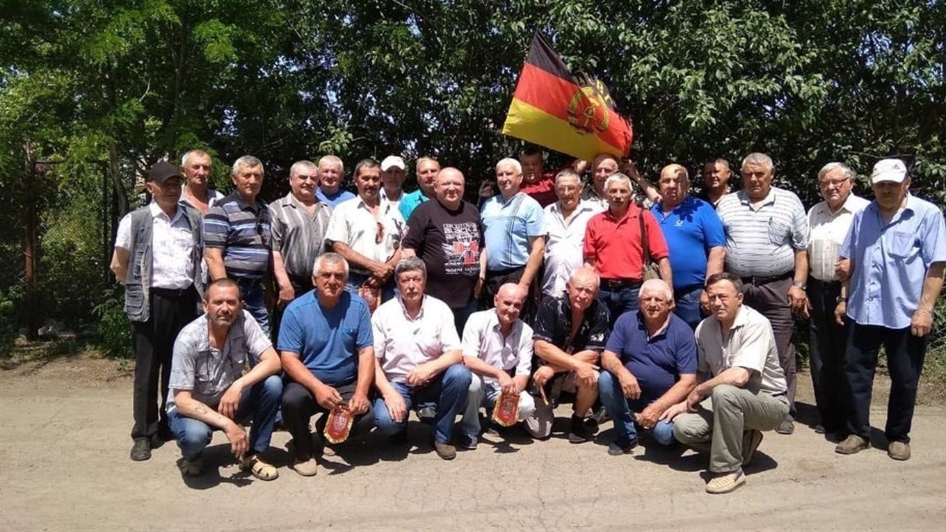 В Нижніх Сірогозах зустрілися ветерани, які виконували свій військовий обов’язок в Німеччині