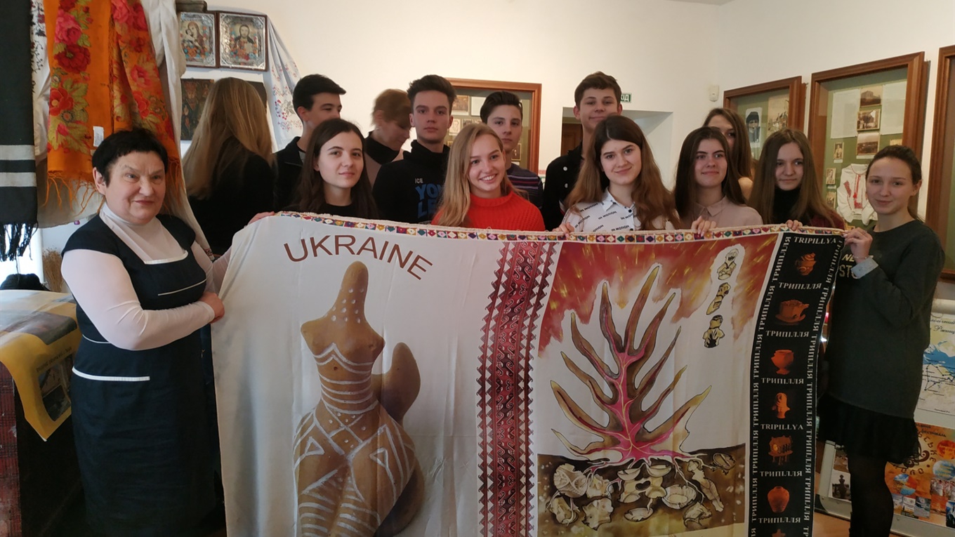 Будете у Ржищеві - відвідайте археолого-краєзнавчий музей