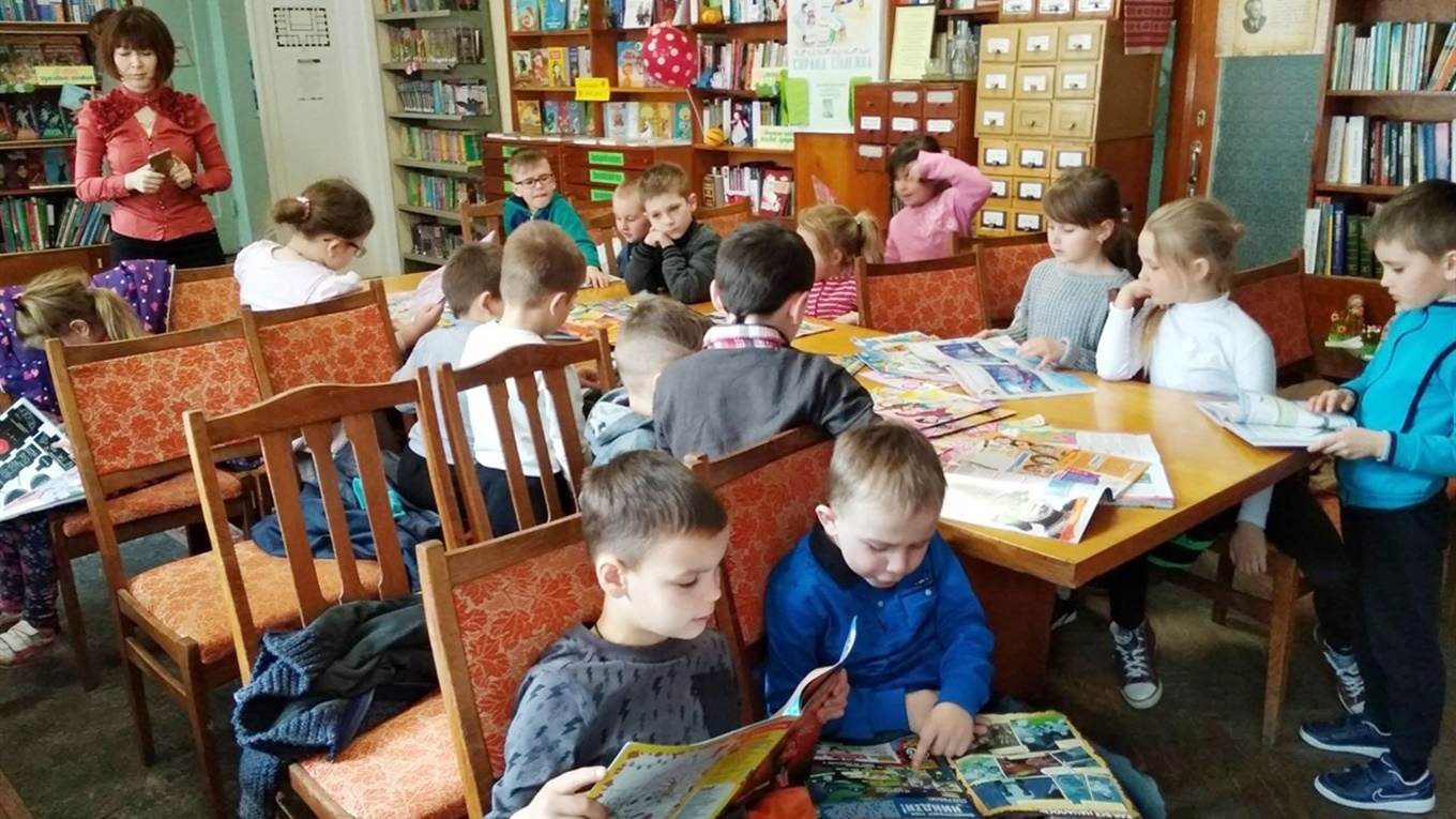 Менська районна бібліотека на карантині оновлювалась і прикрашалася. Чи є у неї майбутнє