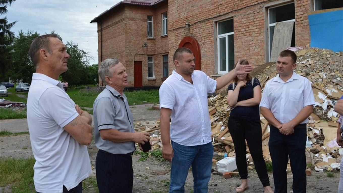 Батьки зчинили гвалт, то ремонт школи у Пристромах пообіцяли завершити в липні