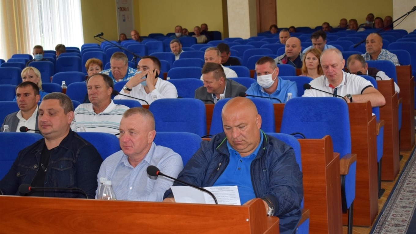 Другий день: з чого розпочалася сесія міськради