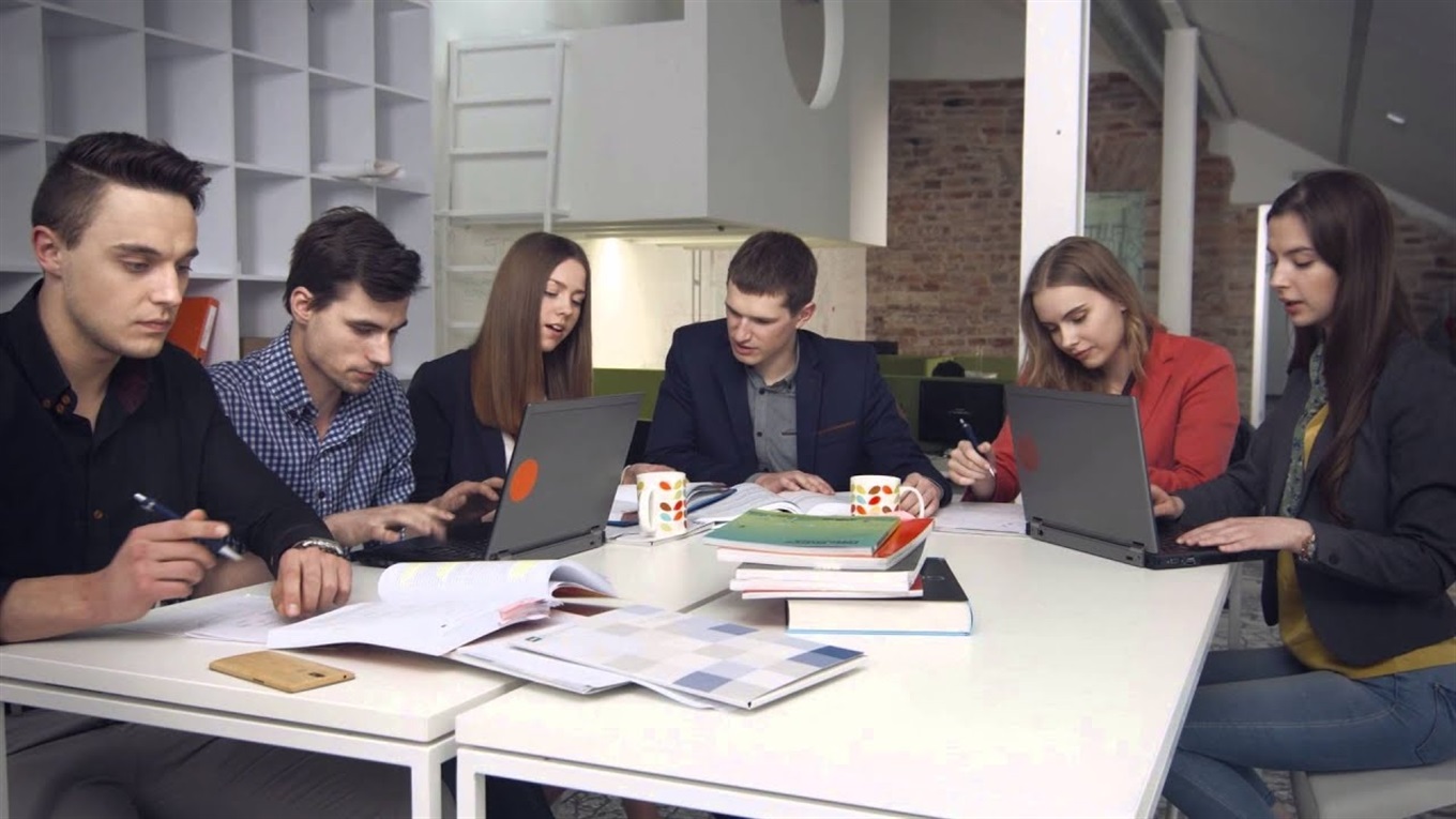 Иммиграция в Литву через обучение