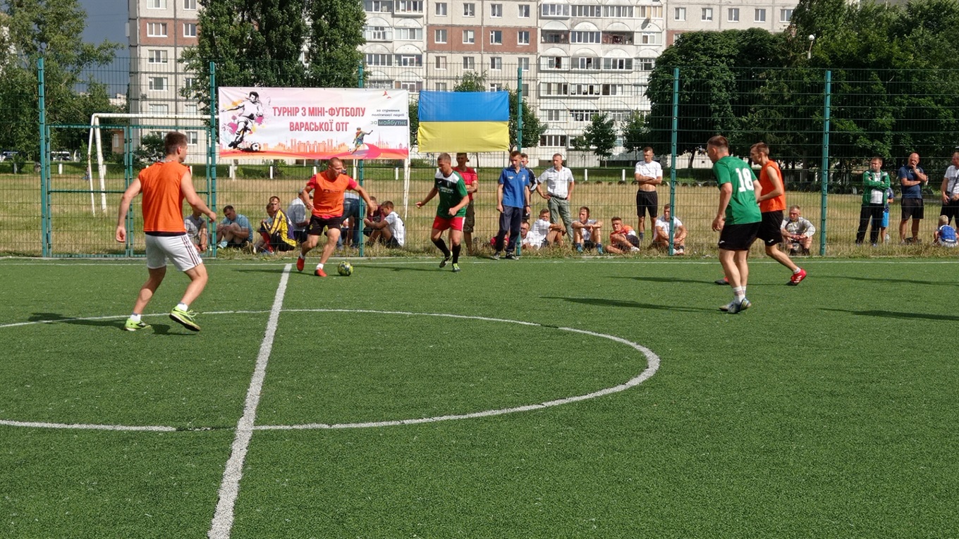 У Вараші провели перший під час карантину турнір з міні-футболу. За що змагалися 6 команд?