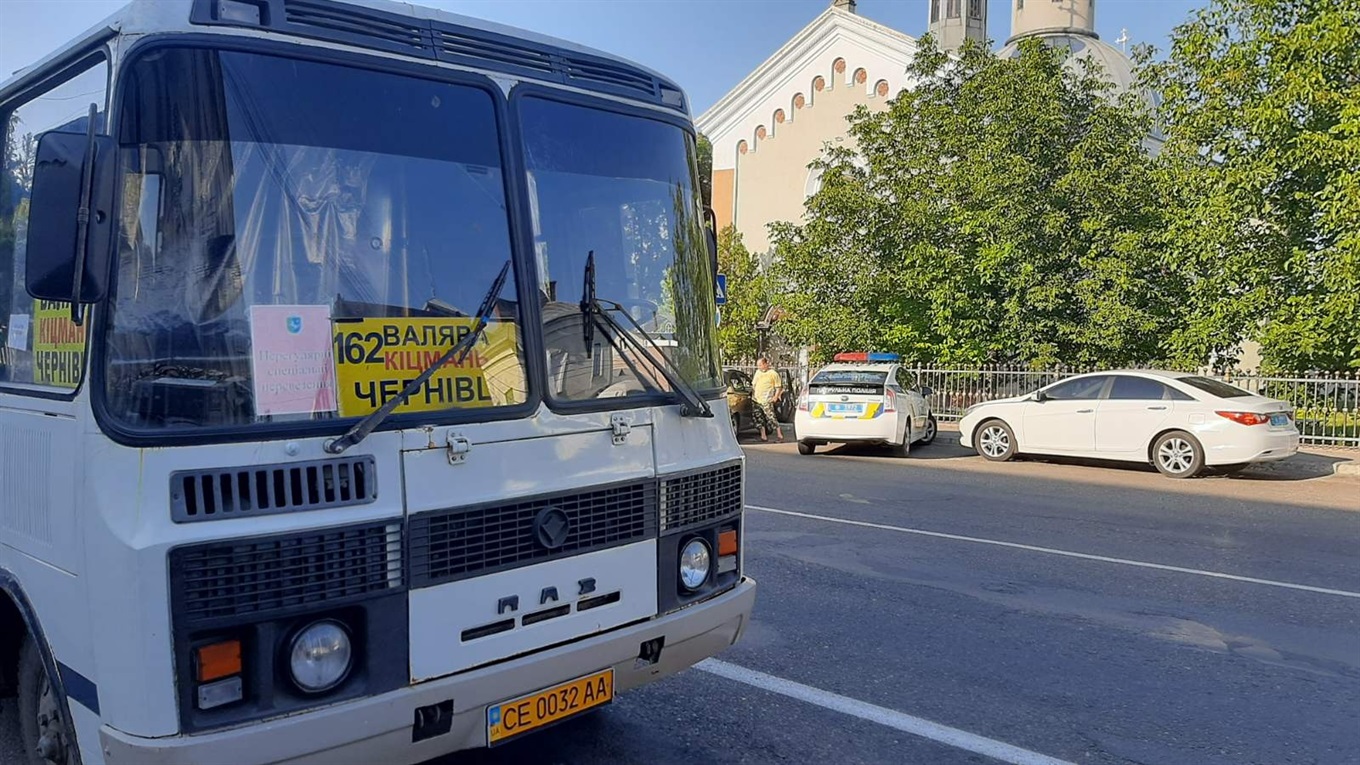 У "червоних" зонах дозволять громадський транспорт, але коли уряд прийме це рішення — ще невідомо