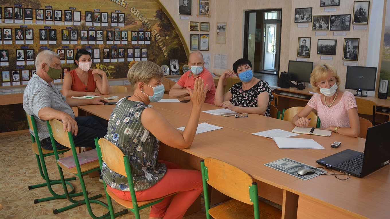 Цьогоріч на здобуття премії імені Олени Пчілки зробили подання лише четверо учасників 