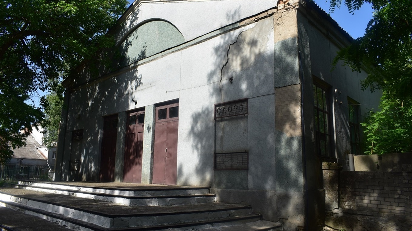 Триває обговорення подальшої долі нижньосірогозького кінотеатру: що пропонують містяни