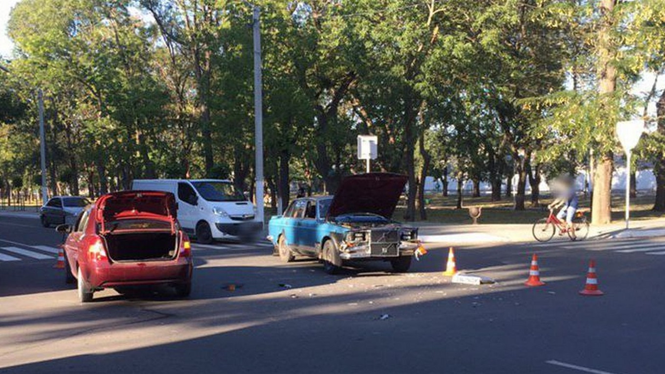В Измаиле на проспекте Суворова произошло ДТП, есть пострадавшая