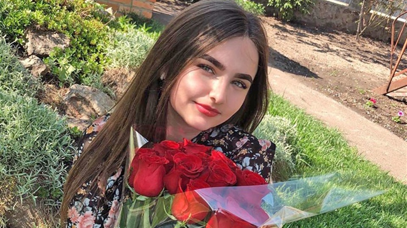 "Квіти для мами". Переяславка Валерія Глоба перемогла в конкурсі дитячої творчості