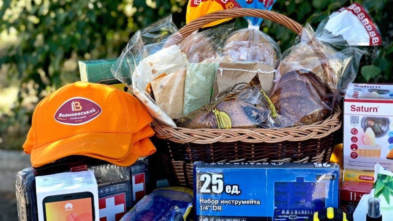 Волноваський хлібозавод провів другу безпрограшну лотерею серед водіїв