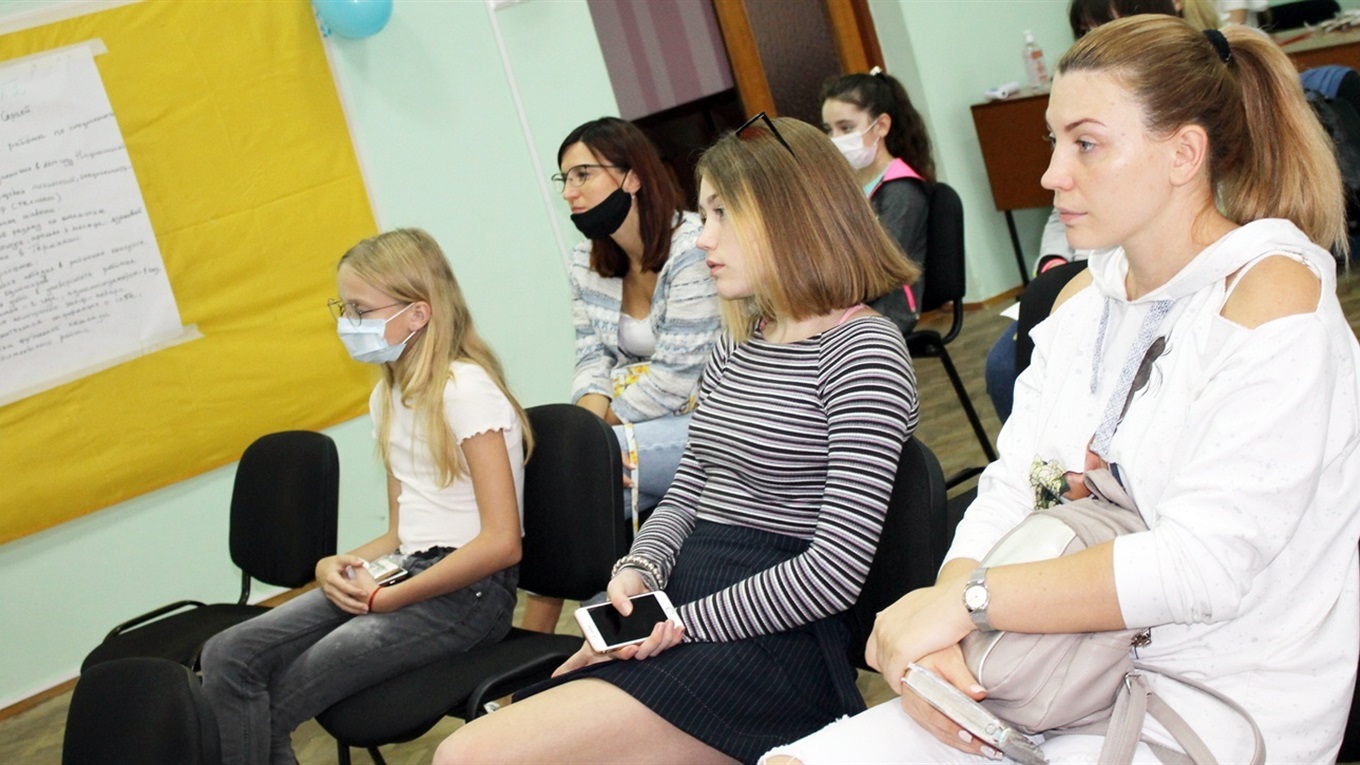 Унікальний центр розвитку і дозвілля Teenager start навчає підлітків вибору професії