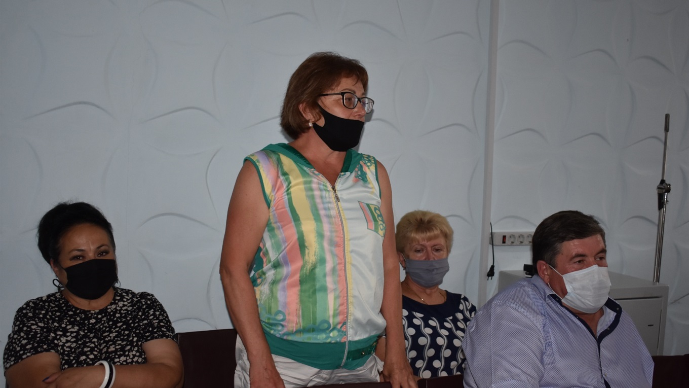 Діалог влади і підприємців Сірогозщин за “круглим столом”. Чи вдалося прийняти спільне рішення