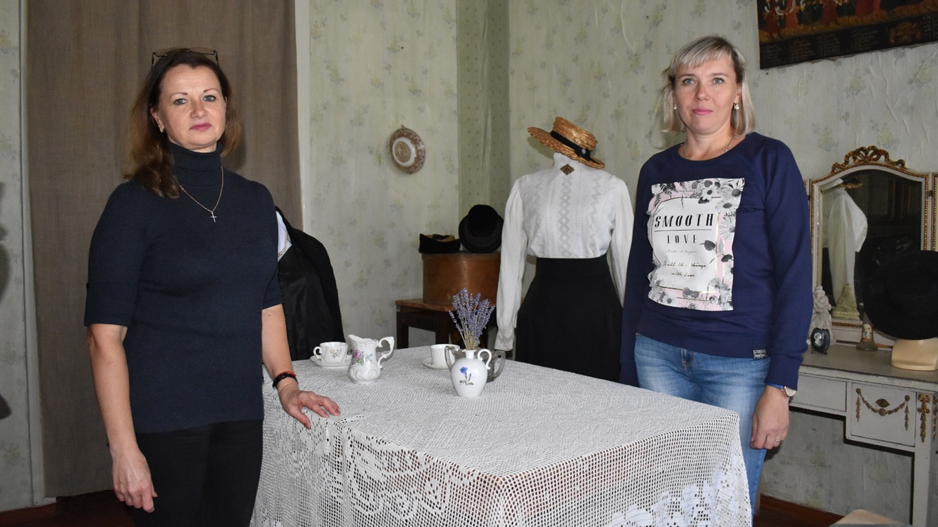 «Стримано, але вишукано». Як понад сто років тому одягалися заможні переяславки