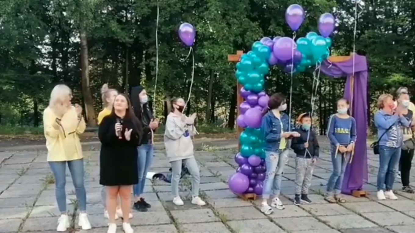 Калушани флешмобом підтримали медиків