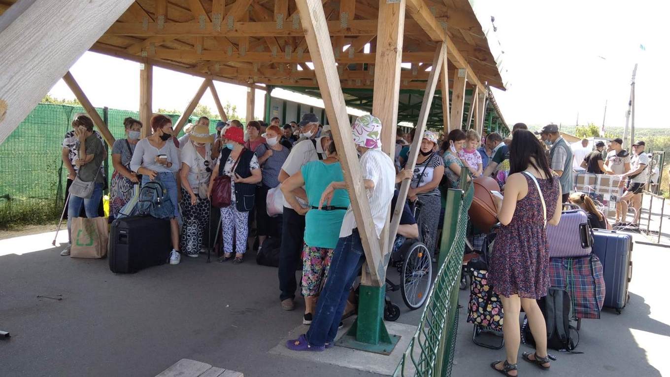 Что не так с работой КПВВ на Донбассе. Опубликовали отчет с главными проблемами