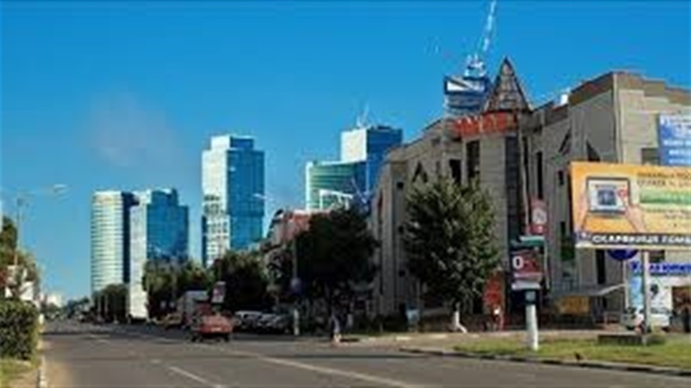 Які порушення зафіксувала ОПОРА при  встановленні агітаційних білбордів політичними партіями?