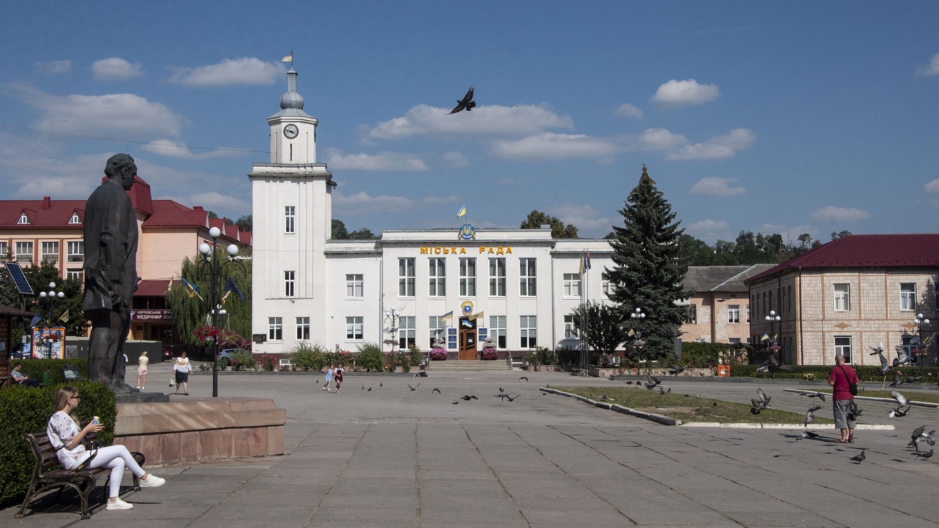 Вибори до Чортківської міськради: 6 претендентів на мерську булаву і 199 – на 26 депутатських крісел