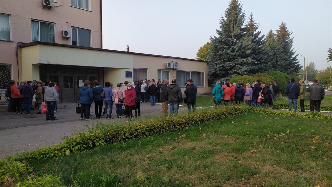 У Мені страйкують працівники сирзаводу. Причина — невиплата заробітної плати. Оновлено
